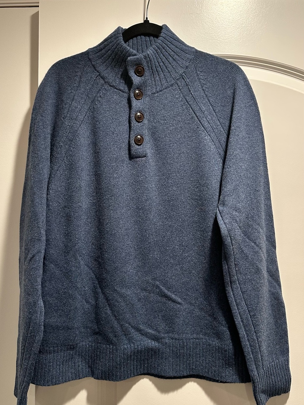 Banana Republic Button-Neck Crewneck Sweater in Slate Blue